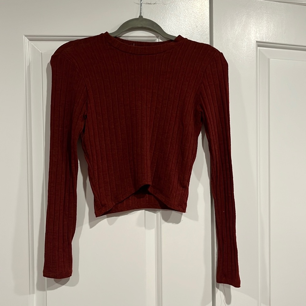 L.A. hearts Maroon long sleeve crop top size small